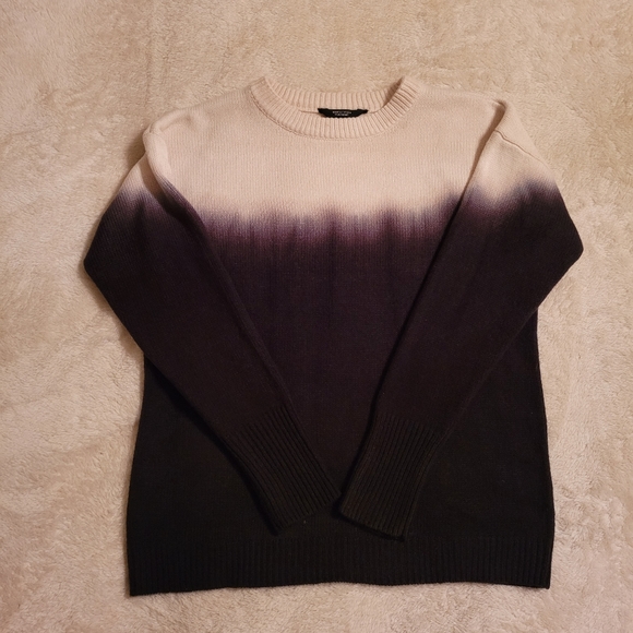 Vera Wang Tie Dye Ombre Black And White Women's Oversized Sweater, Size Medium - Picture 1 of 6